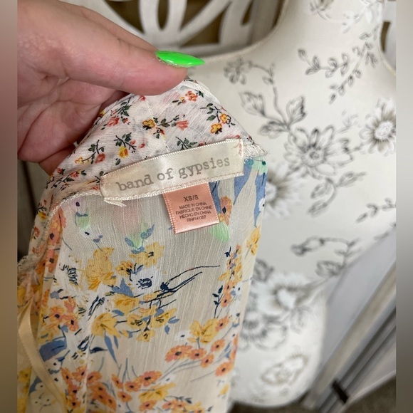 Band of Gypsies Womens Ladies Cream Floral Kimono Duster Coverup Size Small XS - Picture 5 of 6